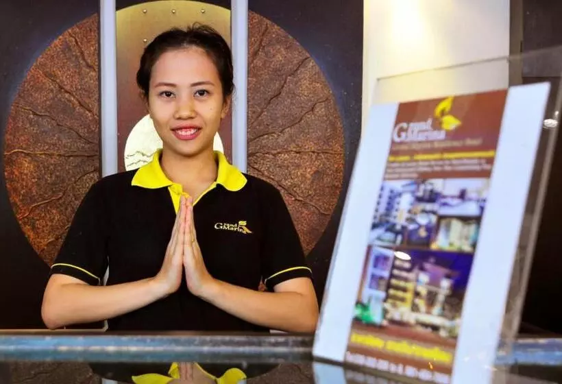 호텔 Grand Marina Residence