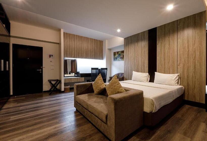 Отель Grand Marina Residence