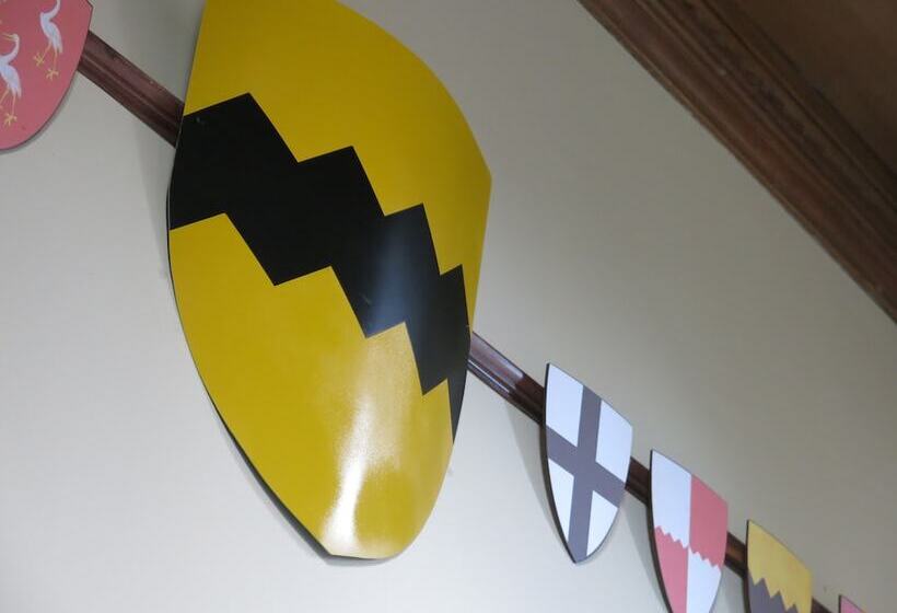 Hotel Hazlewood Castle & Spa