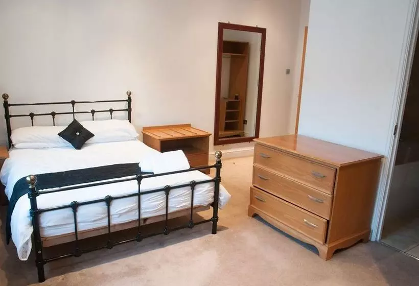 호텔 Huckleberrys Bar And Grill