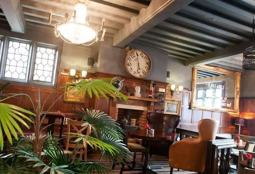 호텔 Huckleberrys Bar And Grill