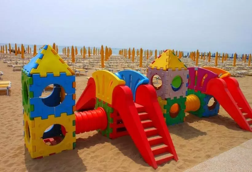 Отель Jesolo Sand