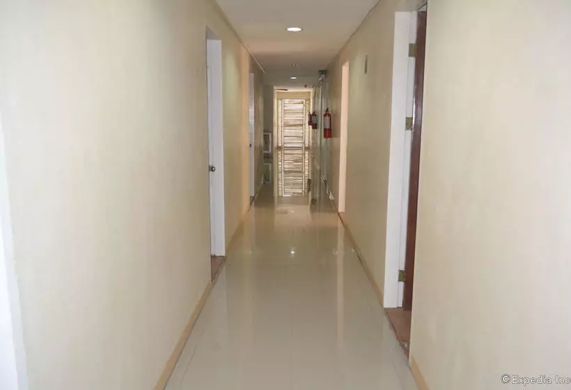 酒店 Luxor One Traveler Inn Gensan