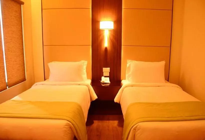 هتل Monticello Tagaytay