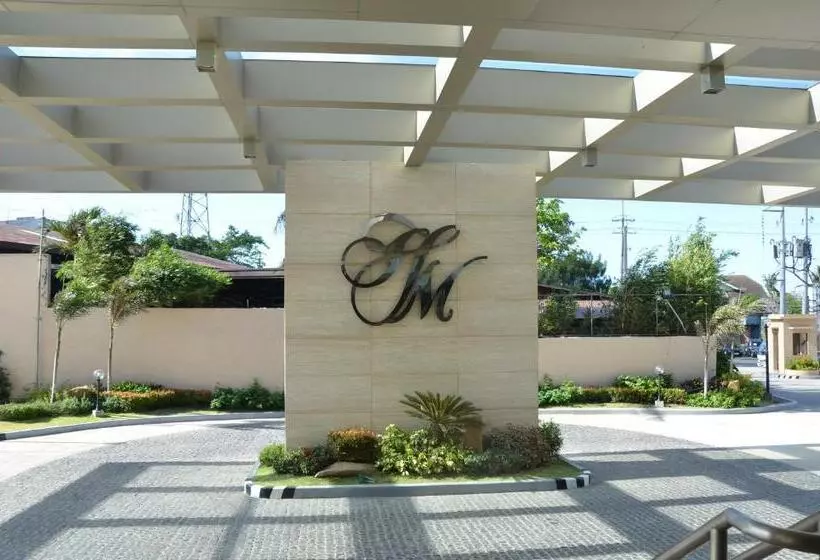 هتل Monticello Tagaytay