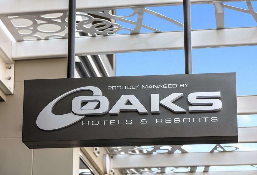 בית מלון כפרי Oaks Brisbane Woolloongabba Suites