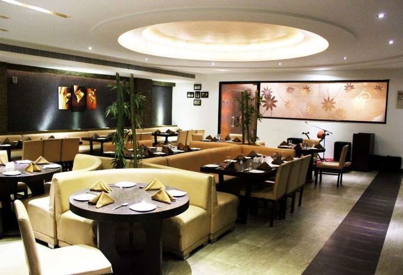 בית מלון כפרי Oyo Rooms By Pass Road Gandhi Nagar