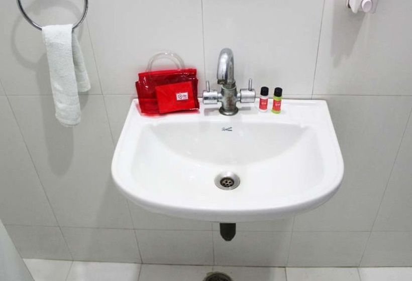 בית מלון כפרי Oyo Rooms By Pass Road Gandhi Nagar