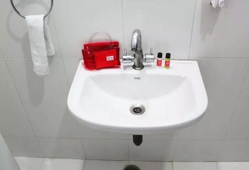 ホテル Oyo Rooms By Pass Road Gandhi Nagar