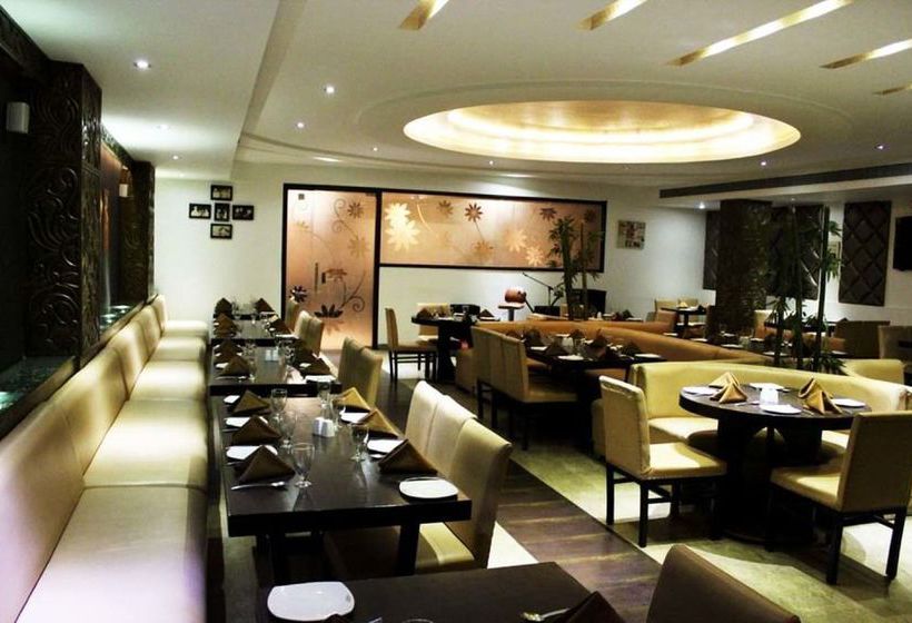 בית מלון כפרי Oyo Rooms By Pass Road Gandhi Nagar