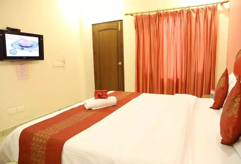 هتل Oyo Rooms Sector 42 Chandigarh