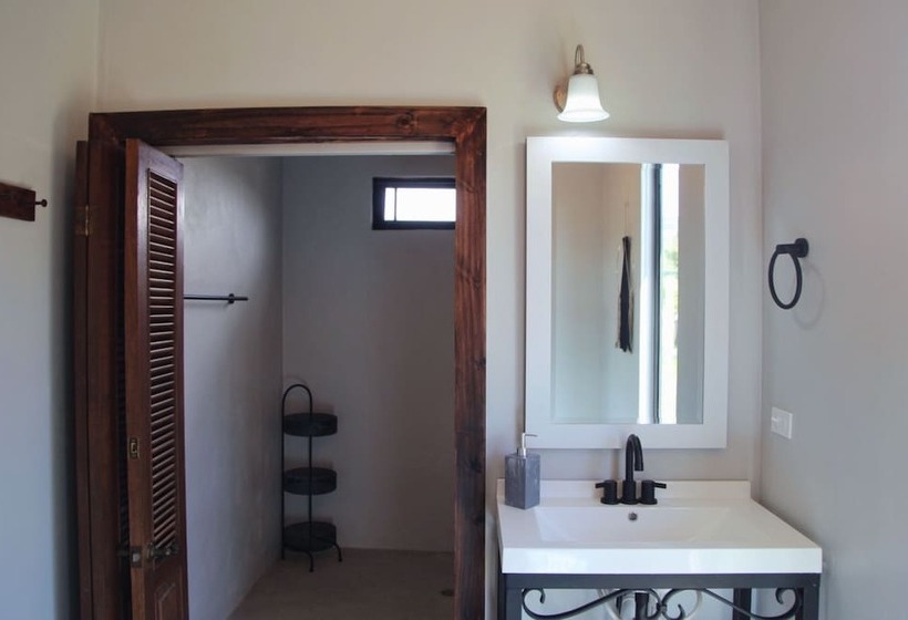 فندق Rancho Cien Piedras