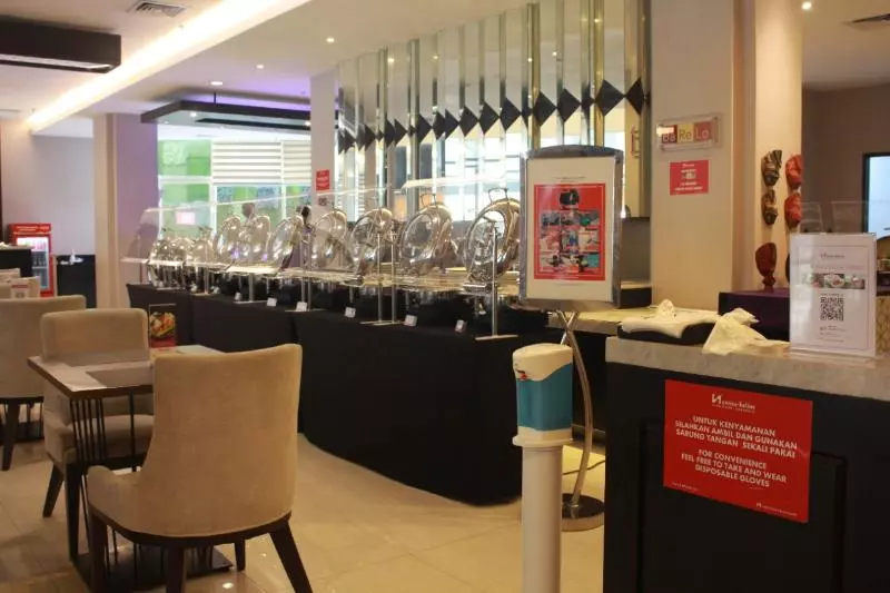 ホテル Swiss Belinn Tunjungan Surabaya