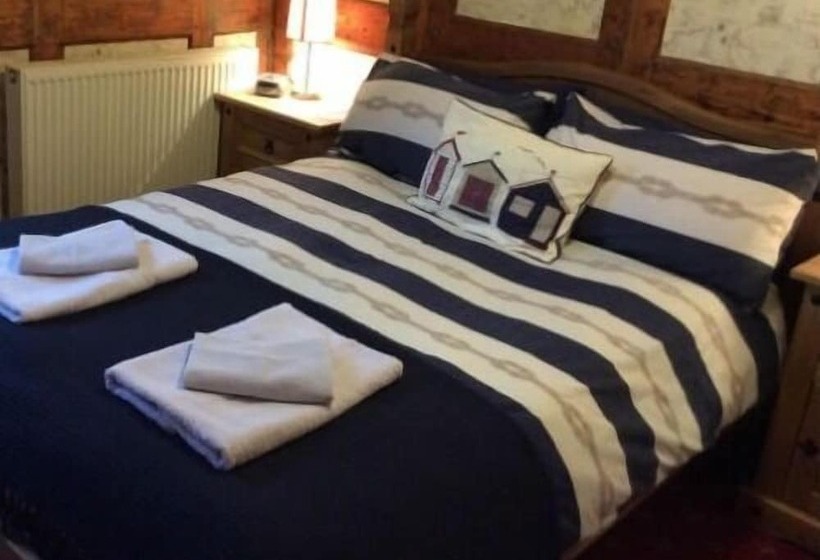 هتل The Black Horse Inn