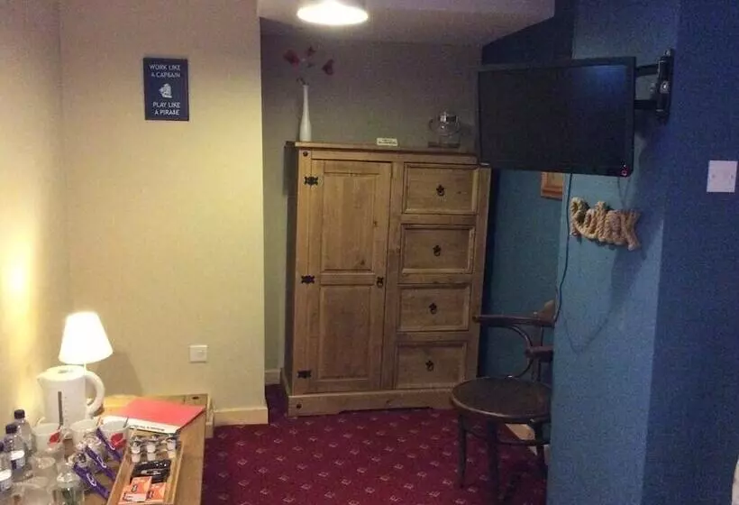 בית מלון כפרי The Black Horse Inn