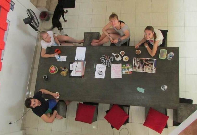 Kandy Walkers Hostel