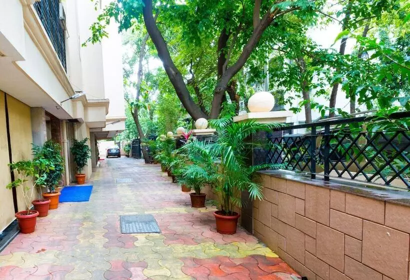Mint Domestic Airport Suites