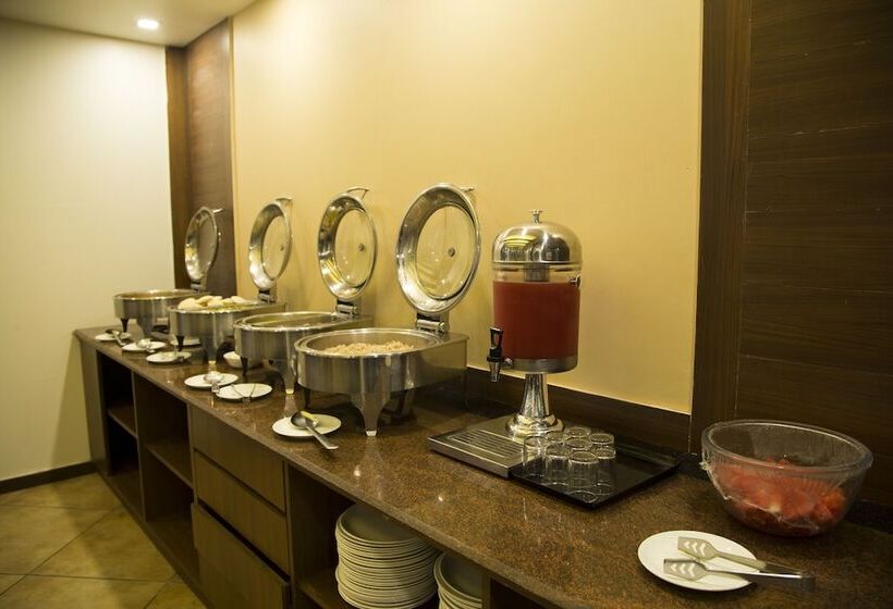 Mint Domestic Airport Suites