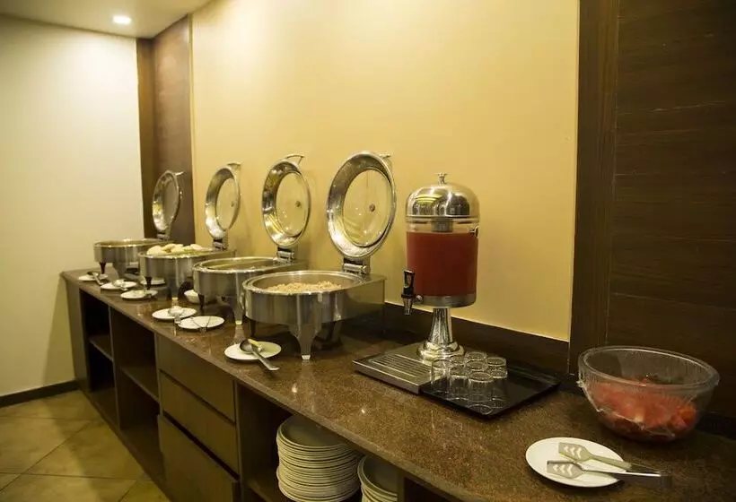 Mint Domestic Airport Suites