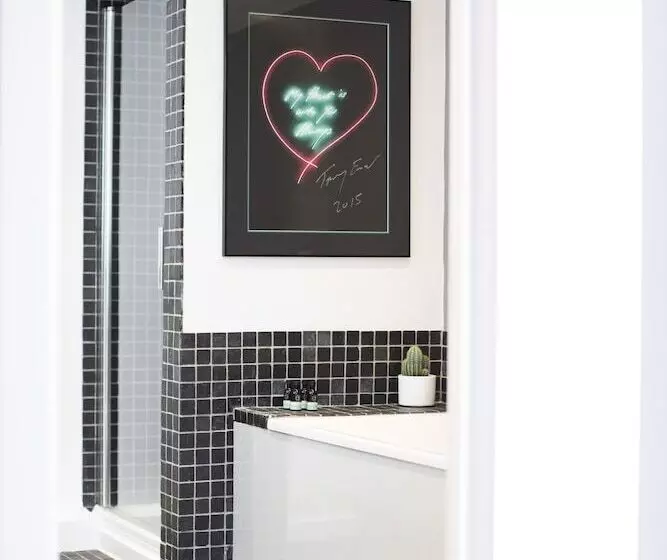 Paintworks Apartments