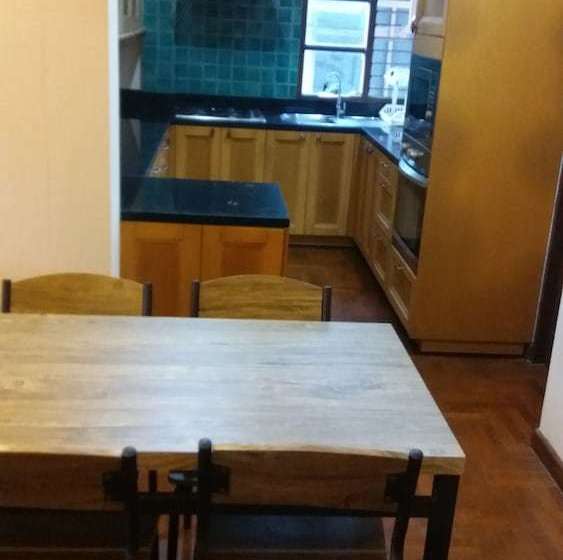 ペンション Chaulty Towers Guest House