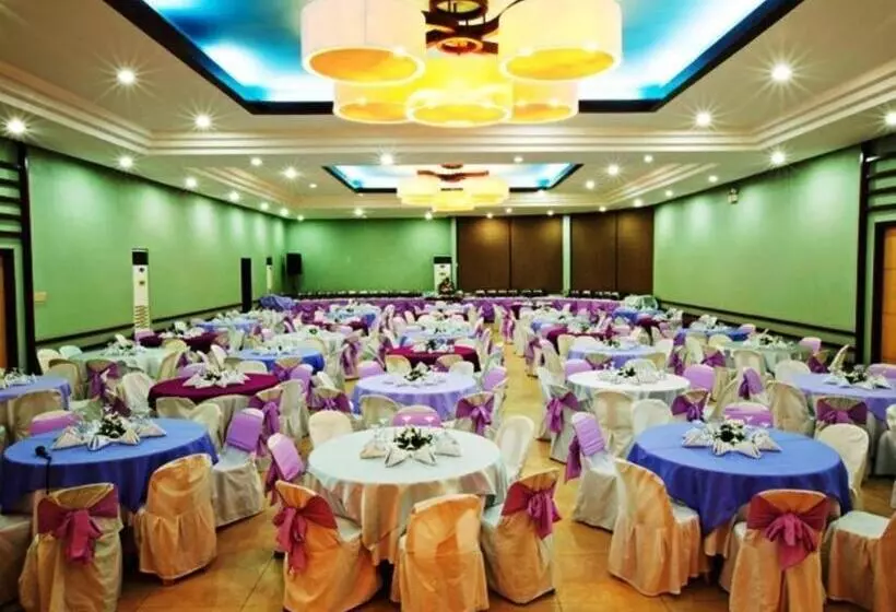 استراحتگاه Caribbean Waterpark And Resotel