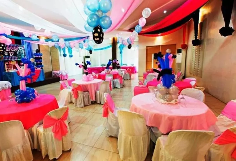 استراحتگاه Caribbean Waterpark And Resotel