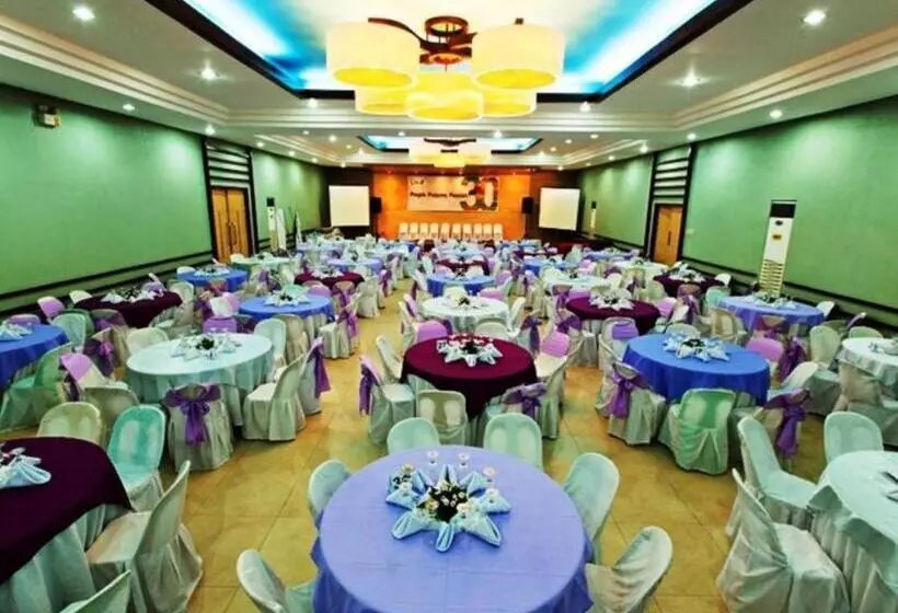 استراحتگاه Caribbean Waterpark And Resotel