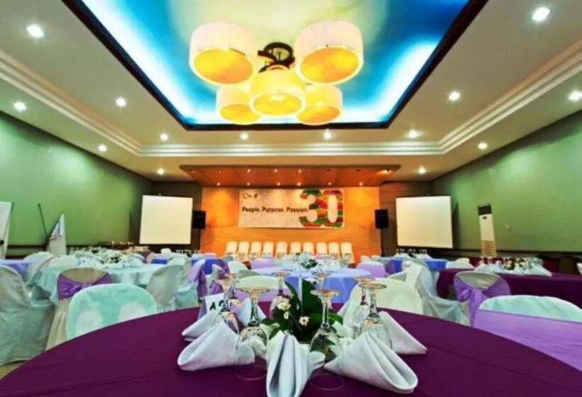 استراحتگاه Caribbean Waterpark And Resotel