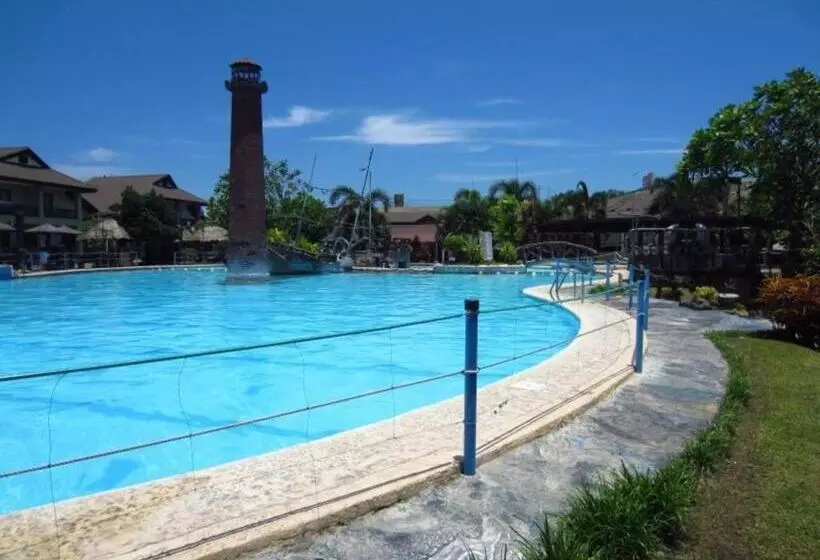 استراحتگاه Caribbean Waterpark And Resotel