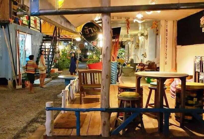 리조트 Think & Retro Cafe Lipa Noi Samui