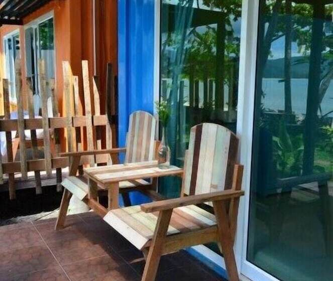 리조트 Think & Retro Cafe Lipa Noi Samui