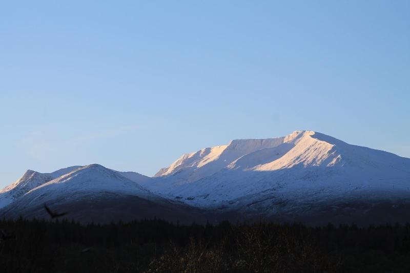 צימר Tirindrish House