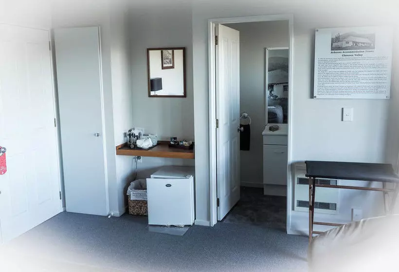 Bed and Breakfast 8 On Oregon Boutique Lodge