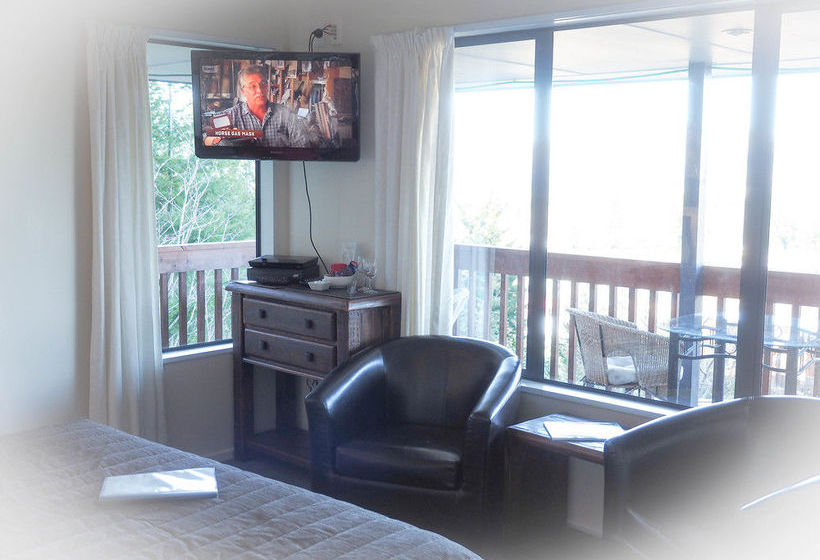 住宿加早餐  8 On Oregon Boutique Lodge