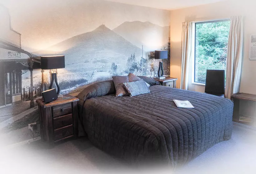 Bed and Breakfast 8 On Oregon Boutique Lodge