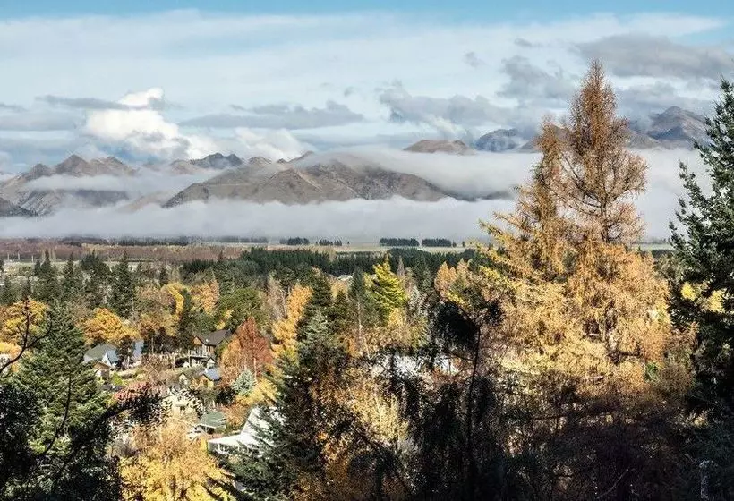 Bed and Breakfast 8 On Oregon Boutique Lodge