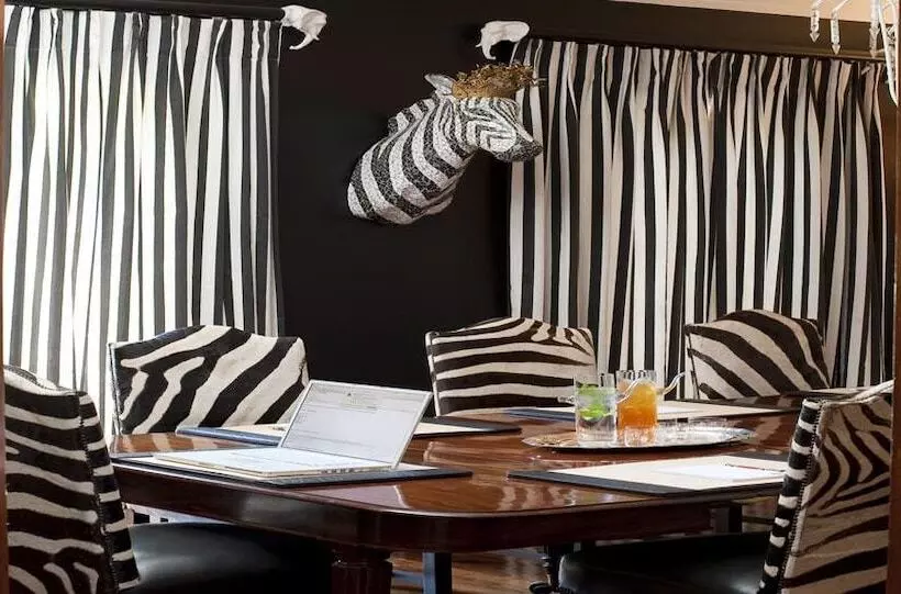 Hotelli 33 Melville Road