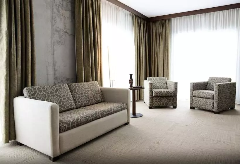 ホテル Chateau Arnaud