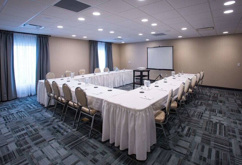 فندق Chateau Fredericton, Trademark Collection By Wyndham