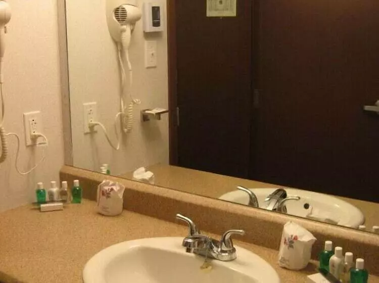 Szálloda Complexe Mv