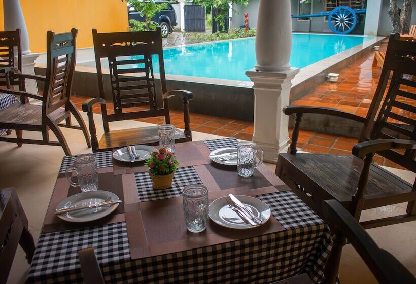 فندق Elephant Rest Udawalawa