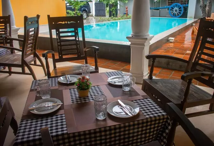 فندق Elephant Rest Udawalawa