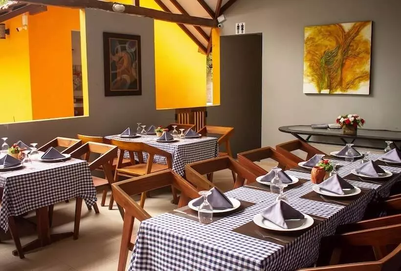 فندق Elephant Rest Udawalawa