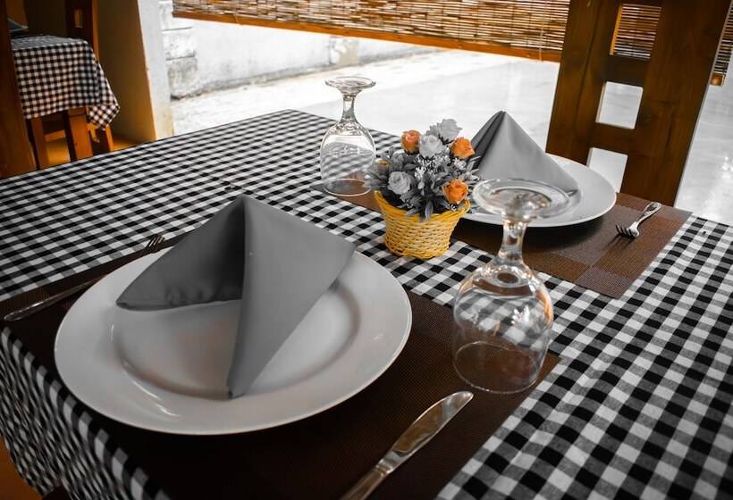 فندق Elephant Rest Udawalawa