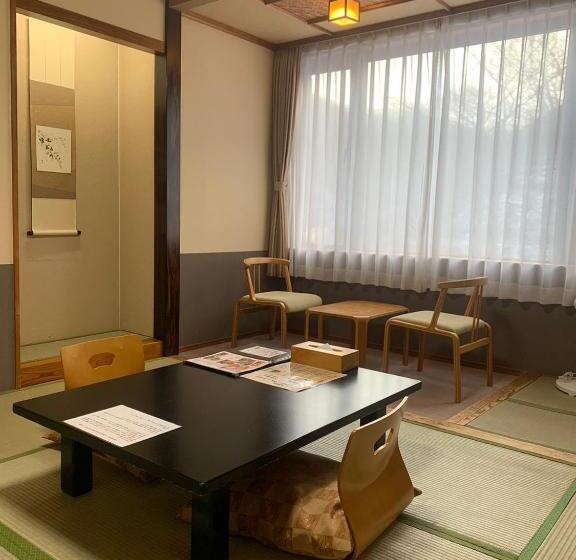 호텔 Kashoutei Hanaya