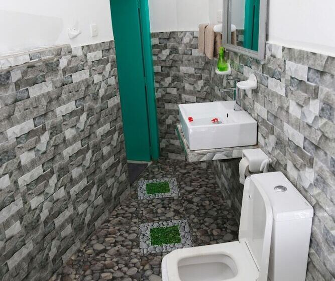 Hotel Neptune Weligama Hostel