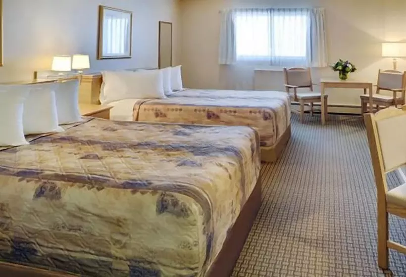 בית מלון כפרי Nova Inn Kindersley