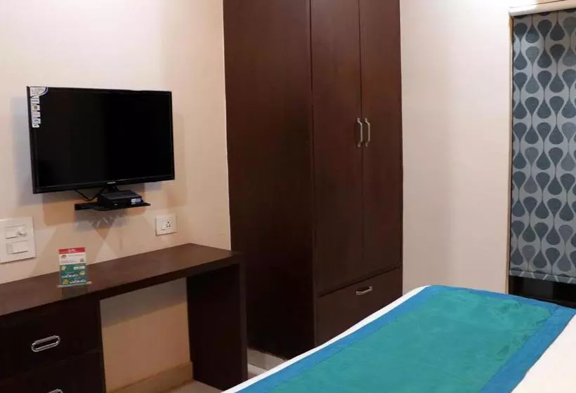 ホテル Oyo Rooms Shankar Chowk