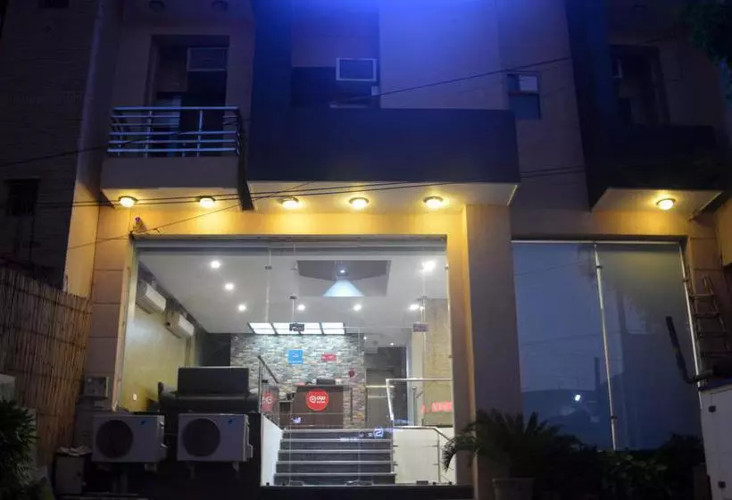 ホテル Oyo Rooms Shankar Chowk